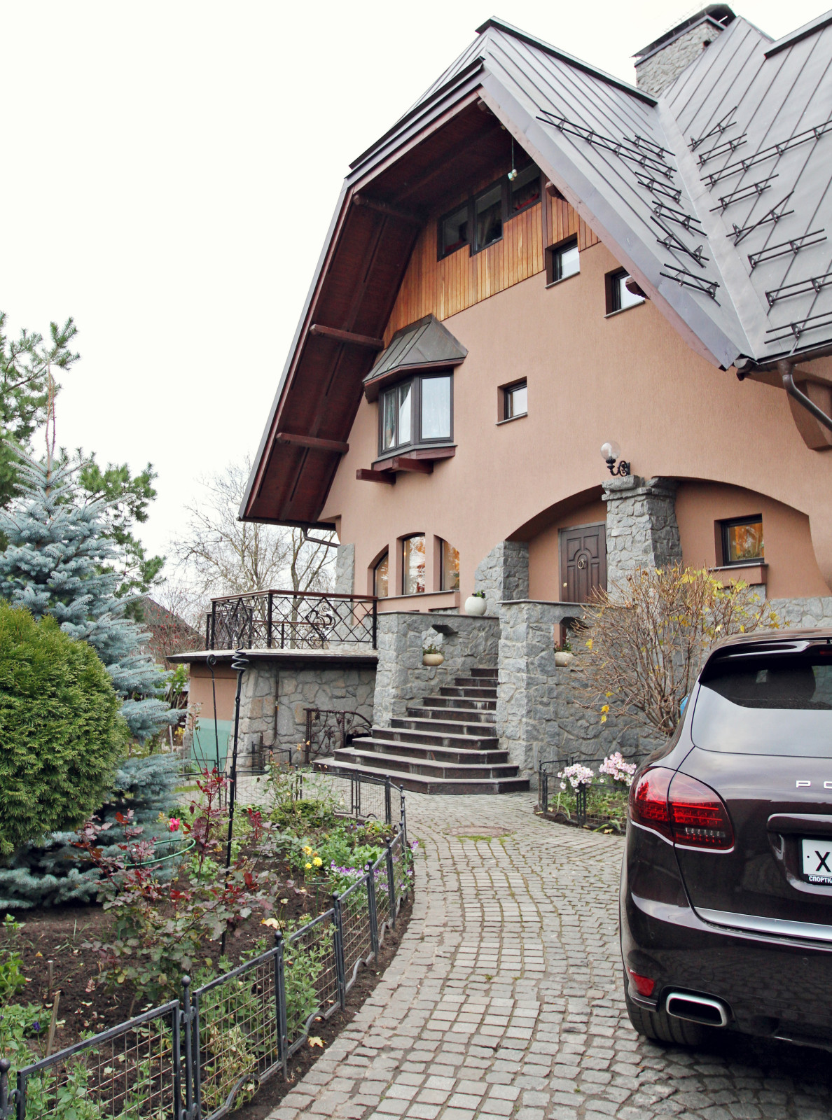 High house whith pool