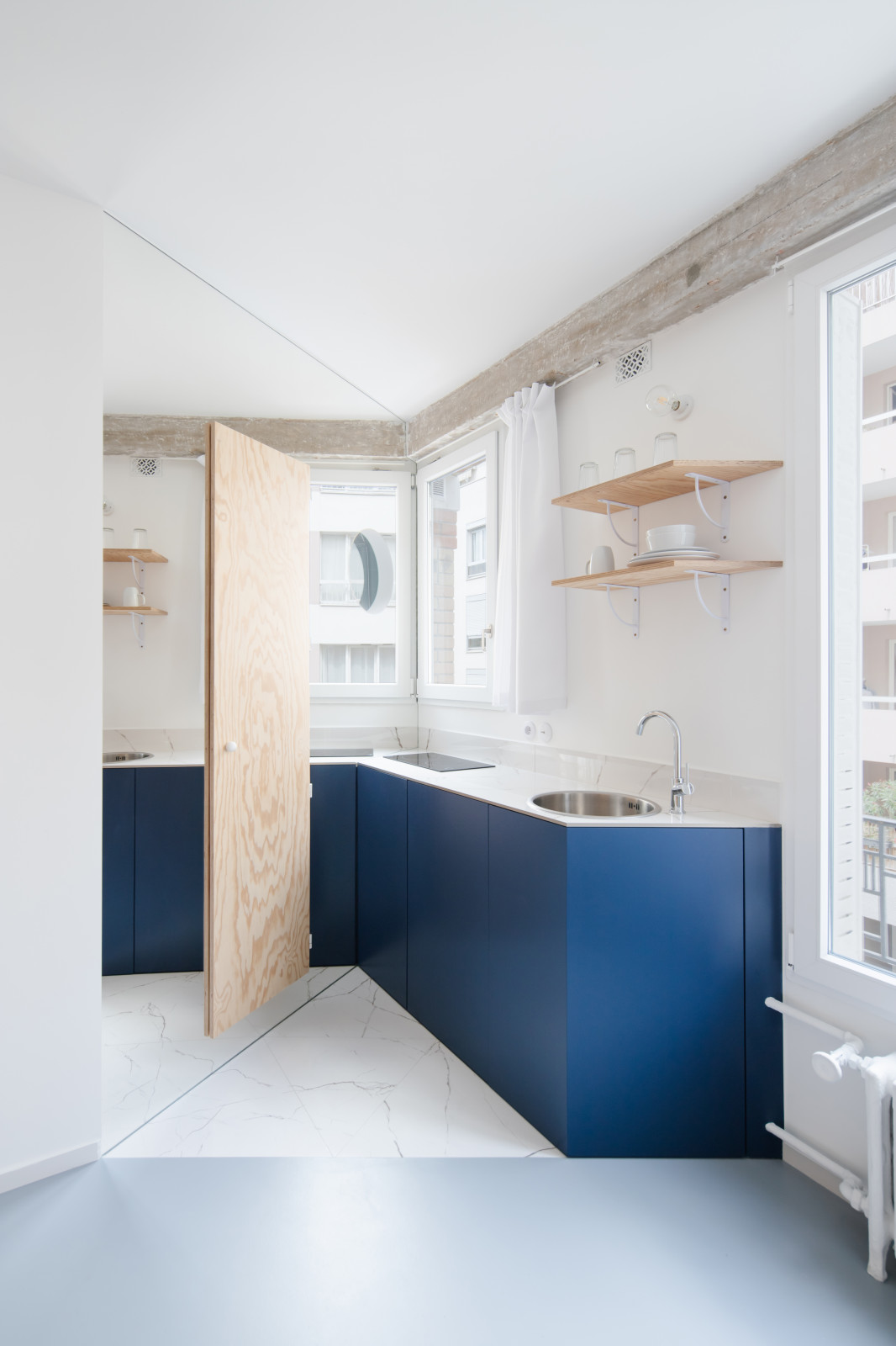 До и после: Минимализм на 13 кв.м в Париже