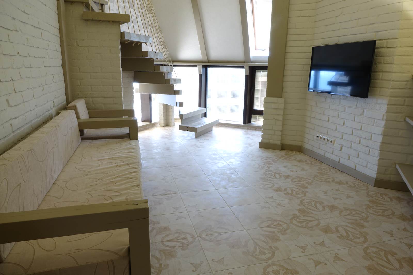 Обложка проекта: Мансарда в Сочи