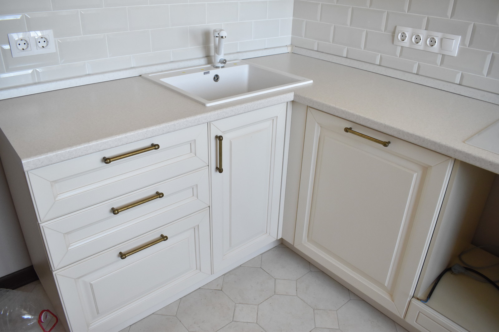 Кухня из массива бука, модель ЭКО