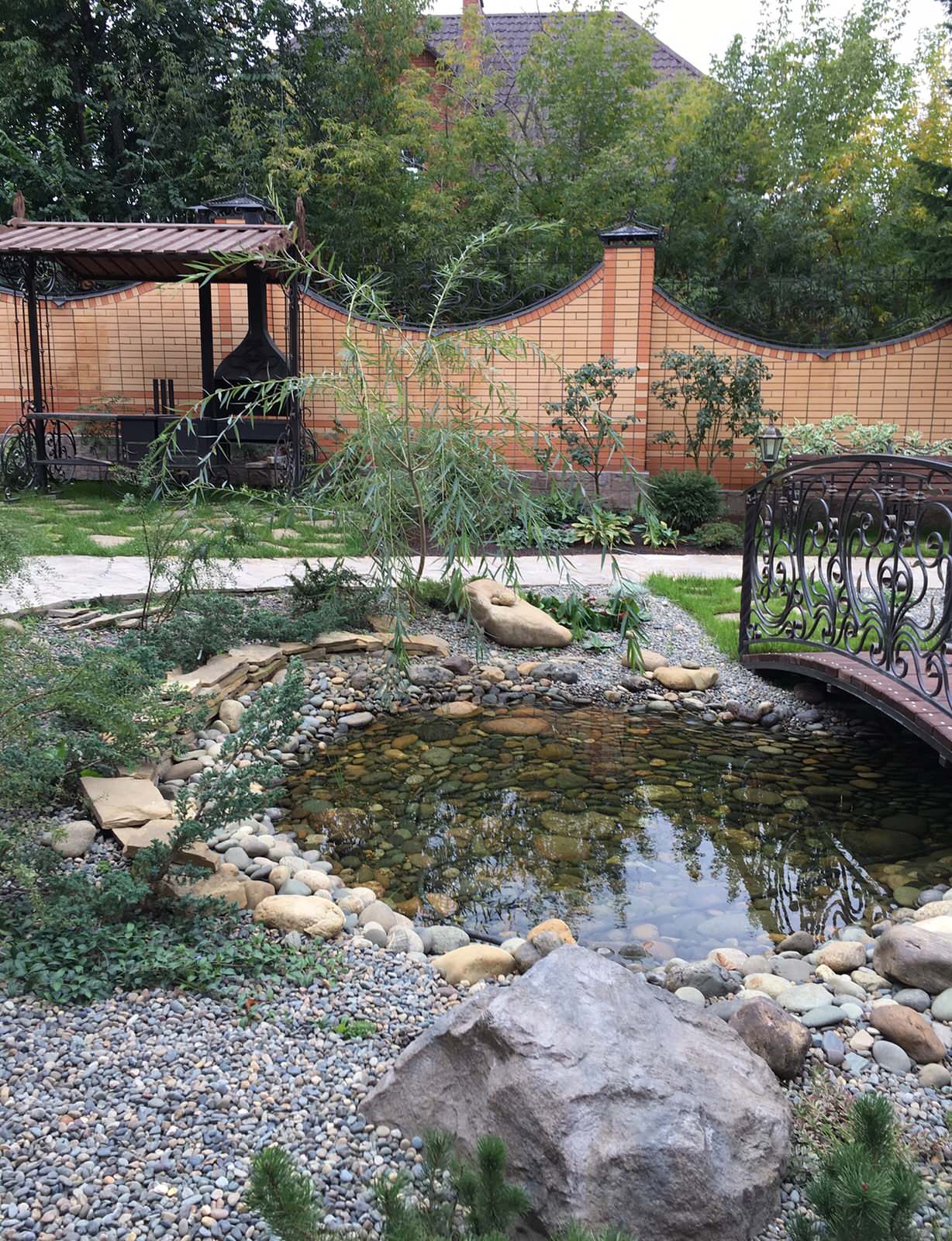 Ландшафтный дизайн участка 8,5 соток.