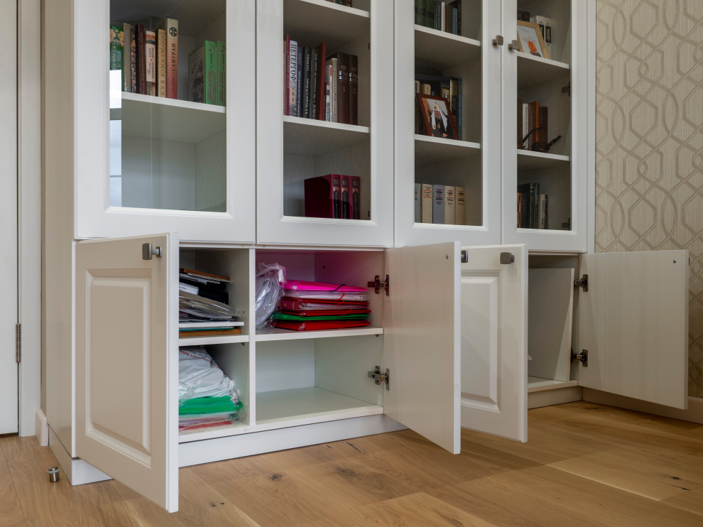 Меблировка спальни и кабинета в светло-мятном цвете