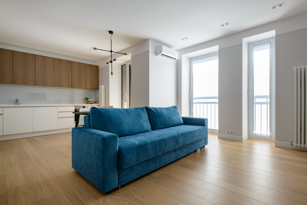 Современная квартира на Декабристов