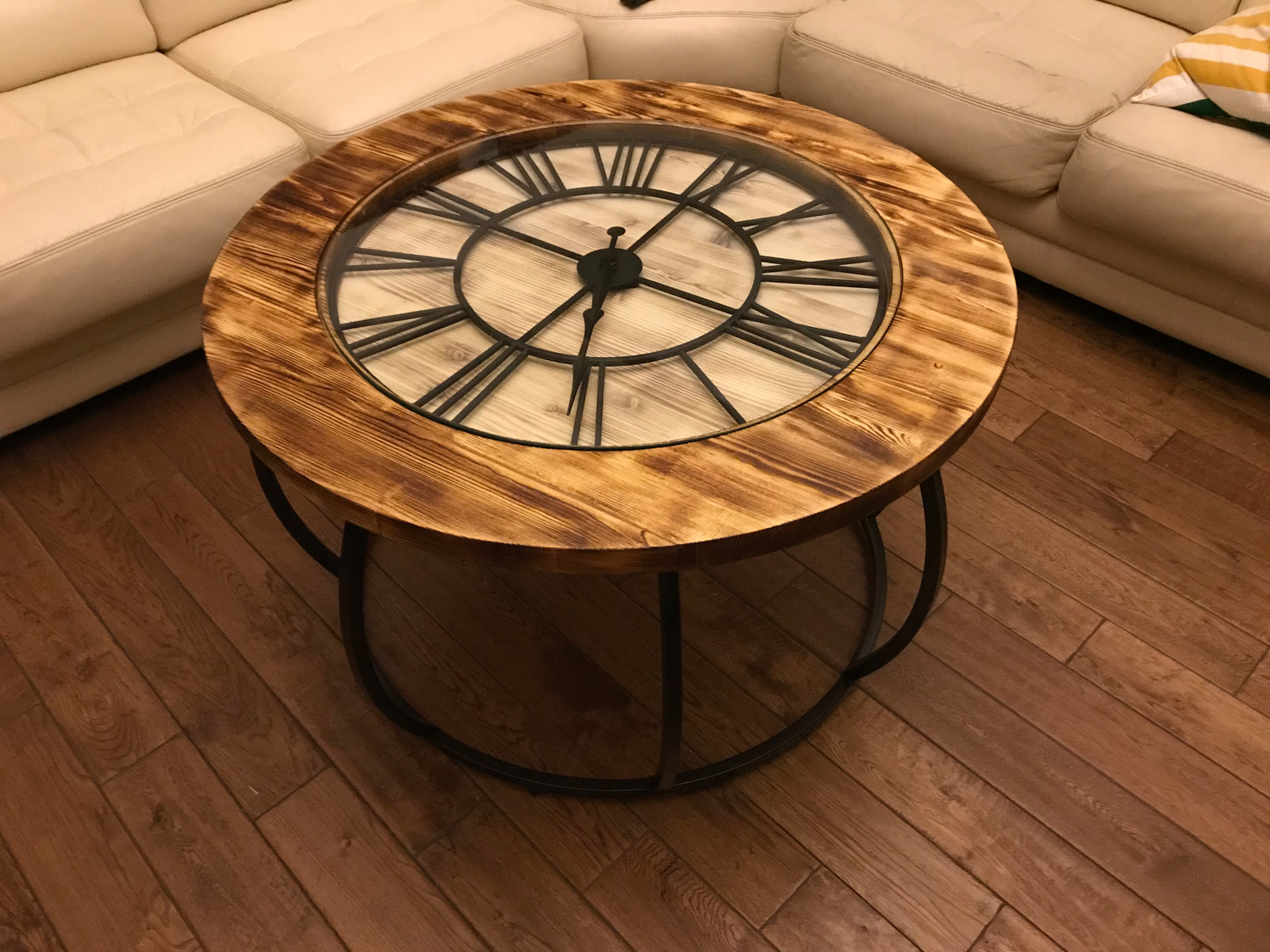 Обложка проекта: Столик "Лофт" с часами
