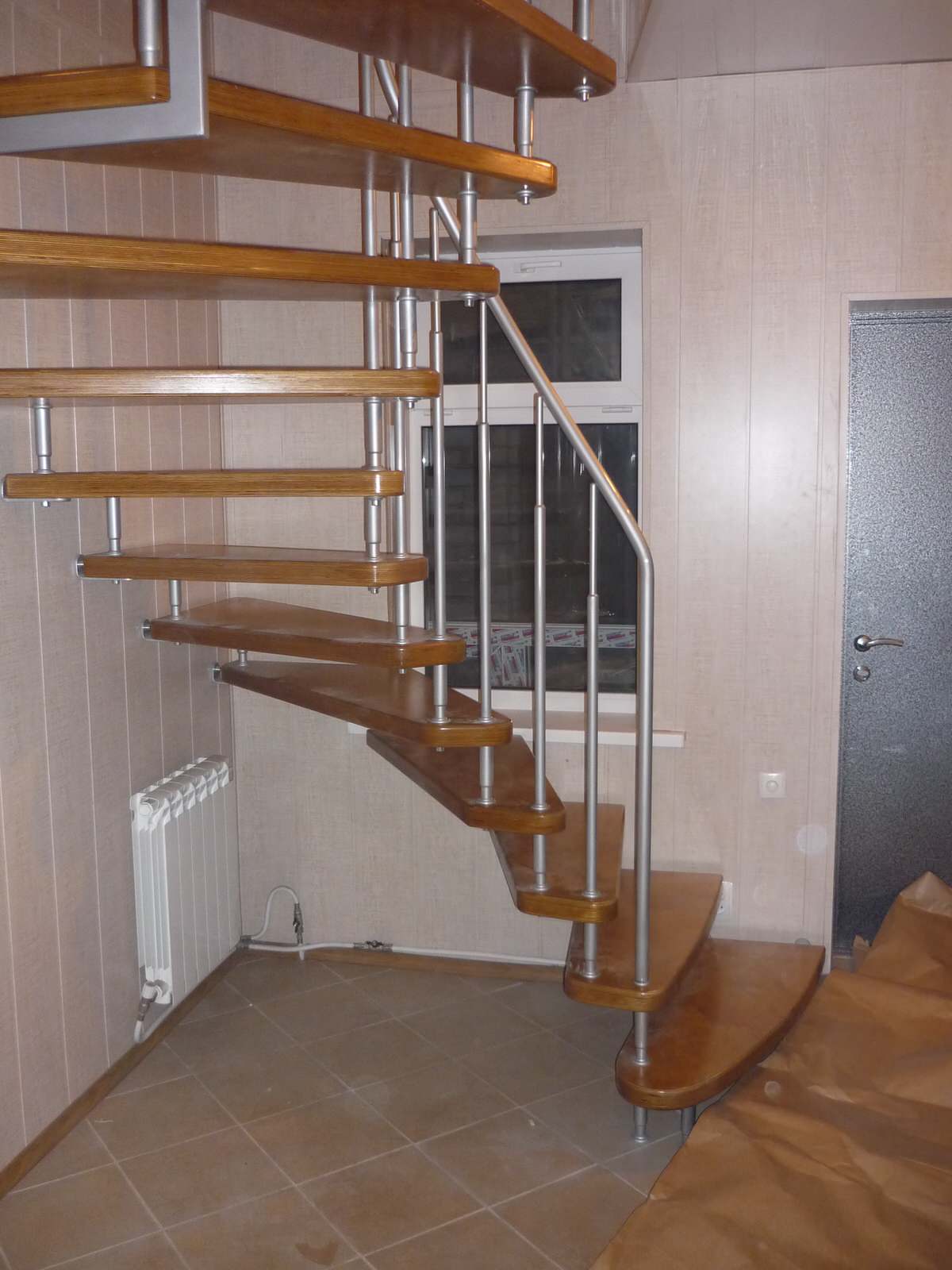 лестница больцевая фанера