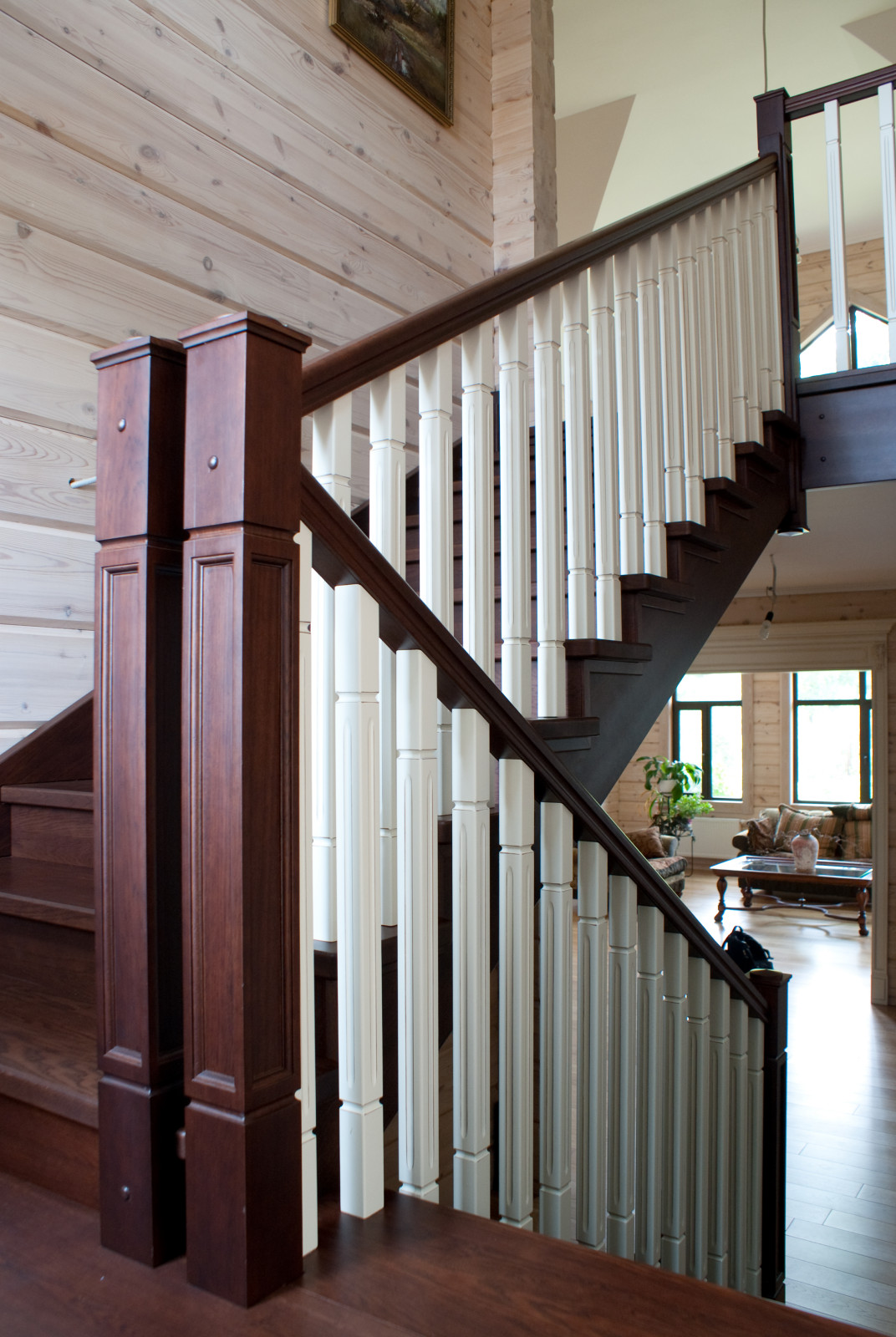 Лестница на тетиве и косоуре.