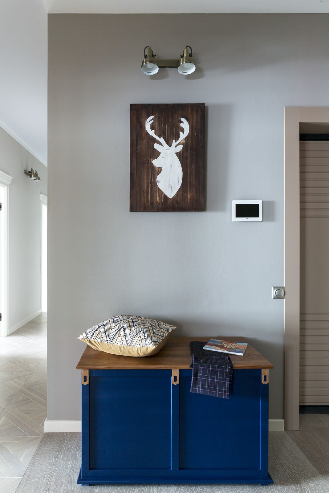 Квартира "Синий агат и яркая охра"