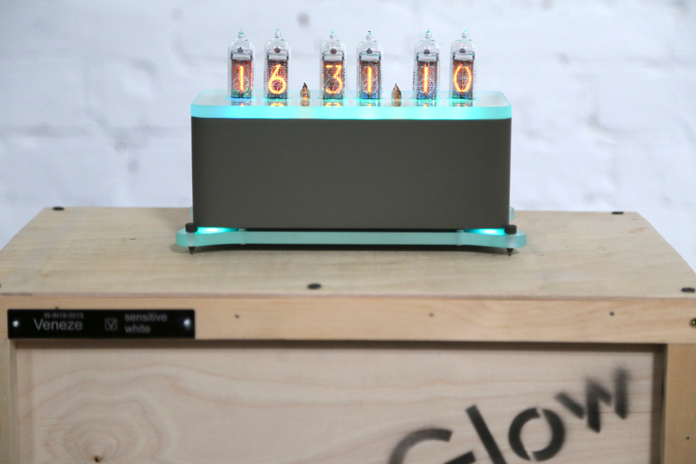 Ламповые дизайнерские часы VacuumGlow LEVITATION Green Stone