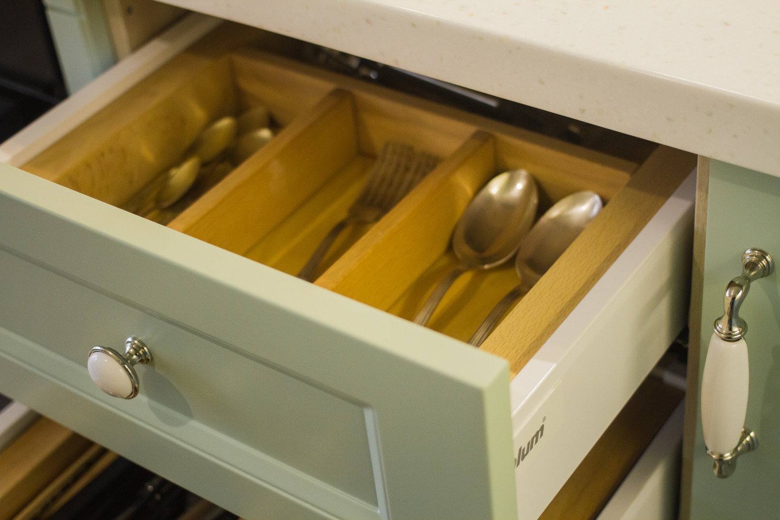 УЮТНАЯ КУХНЯ ДЛЯ МОЛОДОЙ СЕМЬИ