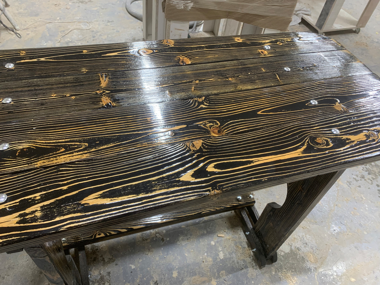 Обложка проекта: Реставрация старого стола, смотрится круто!