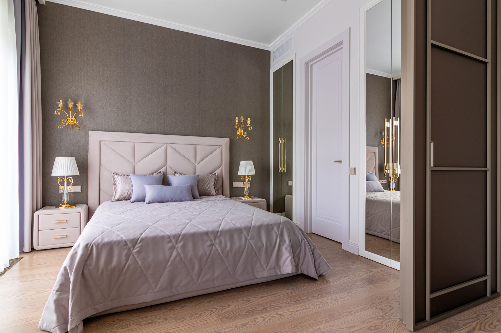 АК Grand Royal Residences