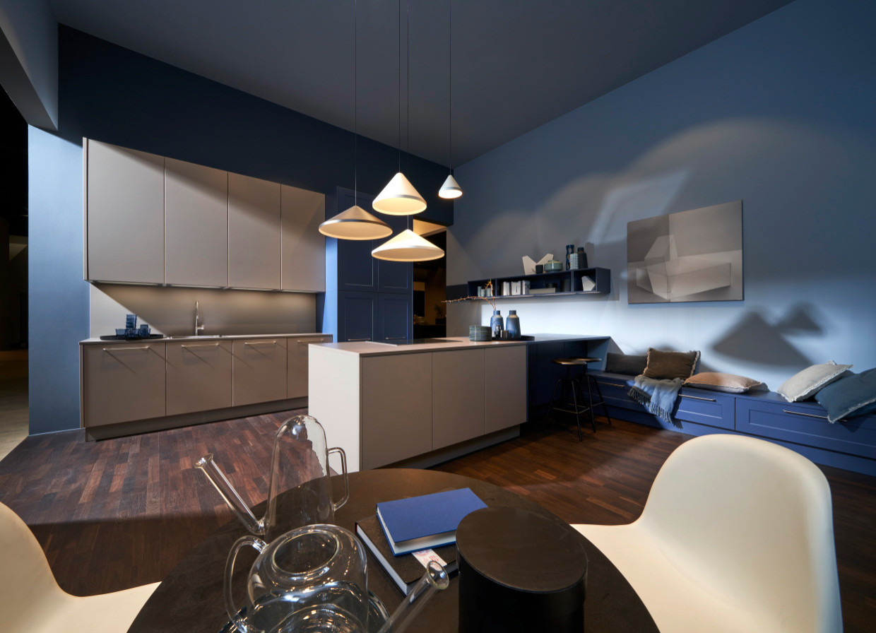 Обложка проекта: Frame Lack Lava Blaubeere