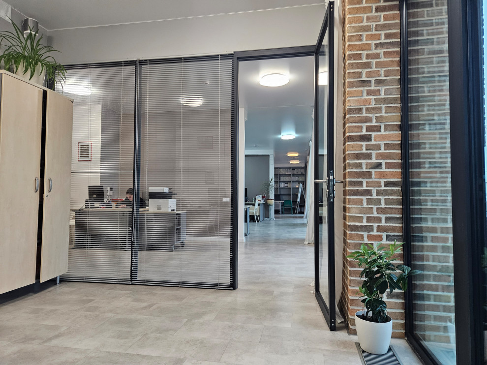 Офис в Петербурге с видом на Неву