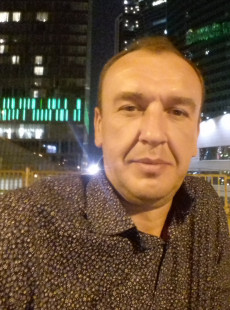Роман Михайлов
