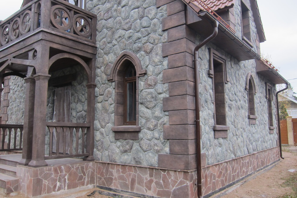 Готический дом