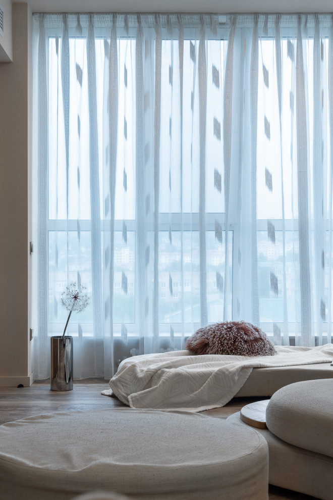 Разные полюса.