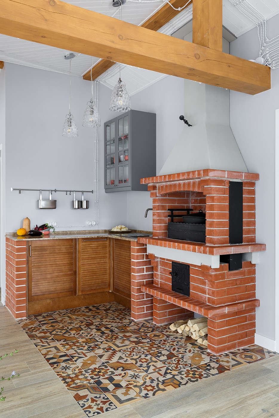 Летняя кухня с барбекю