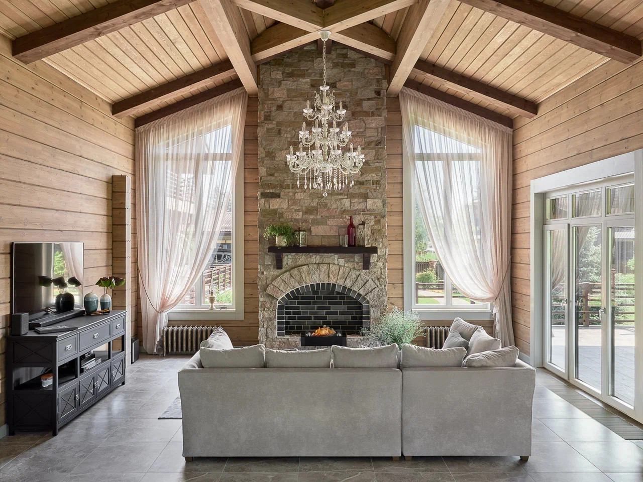 Дом из клееного бруса в стиле шале