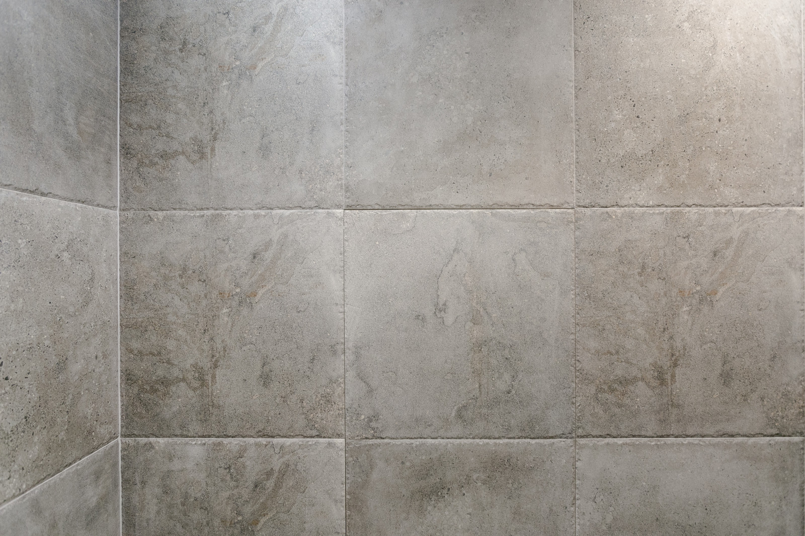 Настенная плитка в квартире-студии