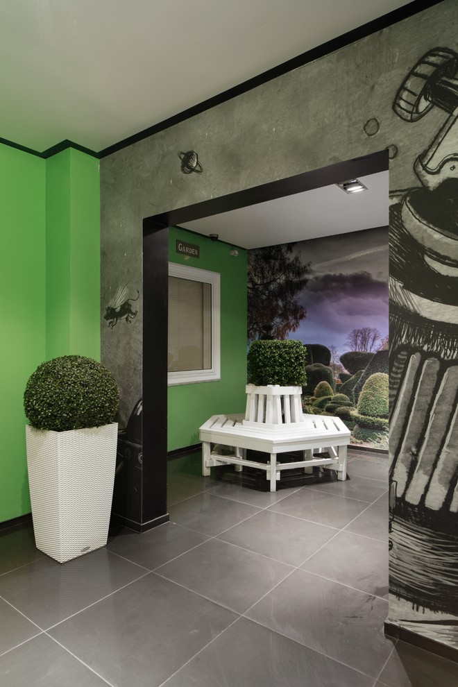 Проект недели: Московский подъезд образцовой формы и содержания