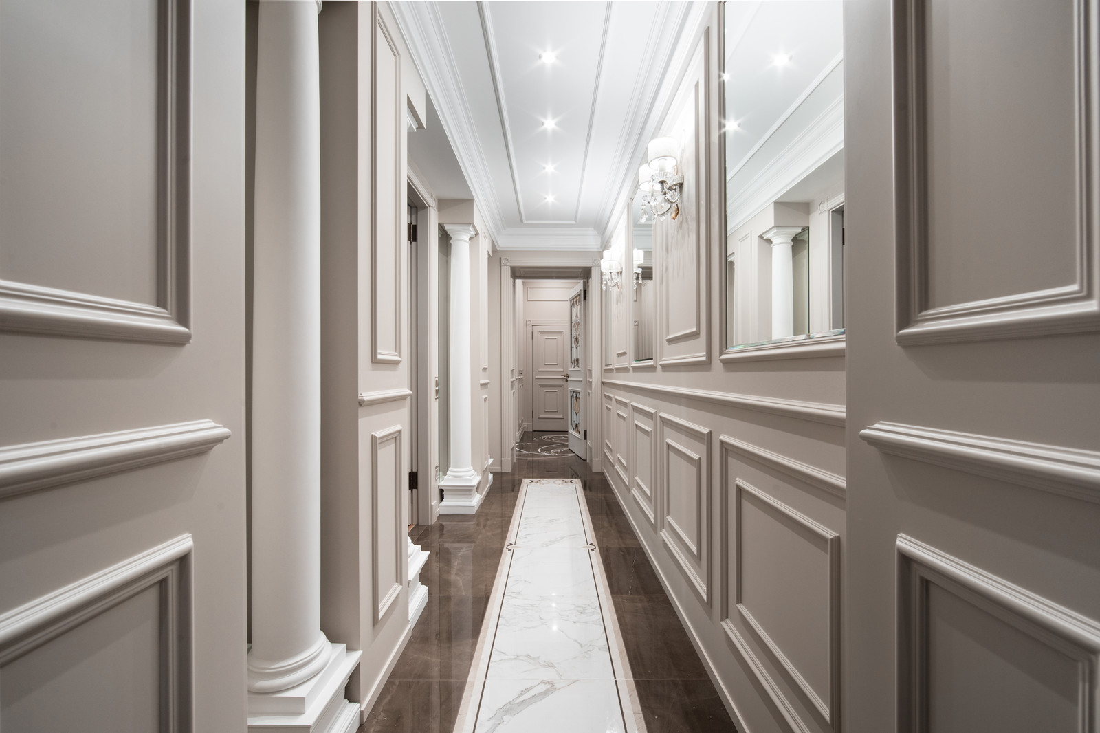 Квартира в классическом стиле на улице Рубинштейна