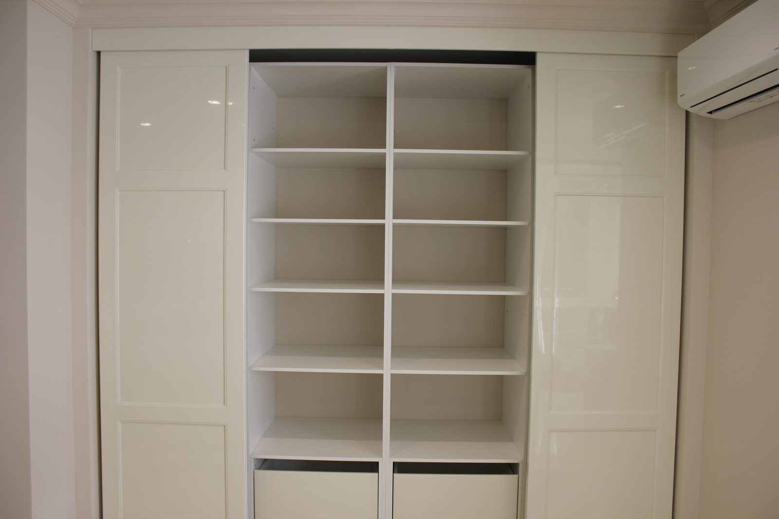 Мебель в квартиру на ул. Сенной