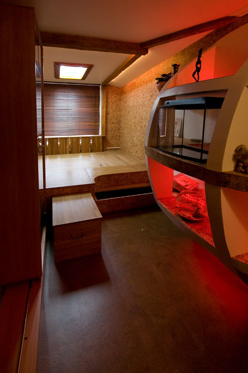 "лишняя" комната