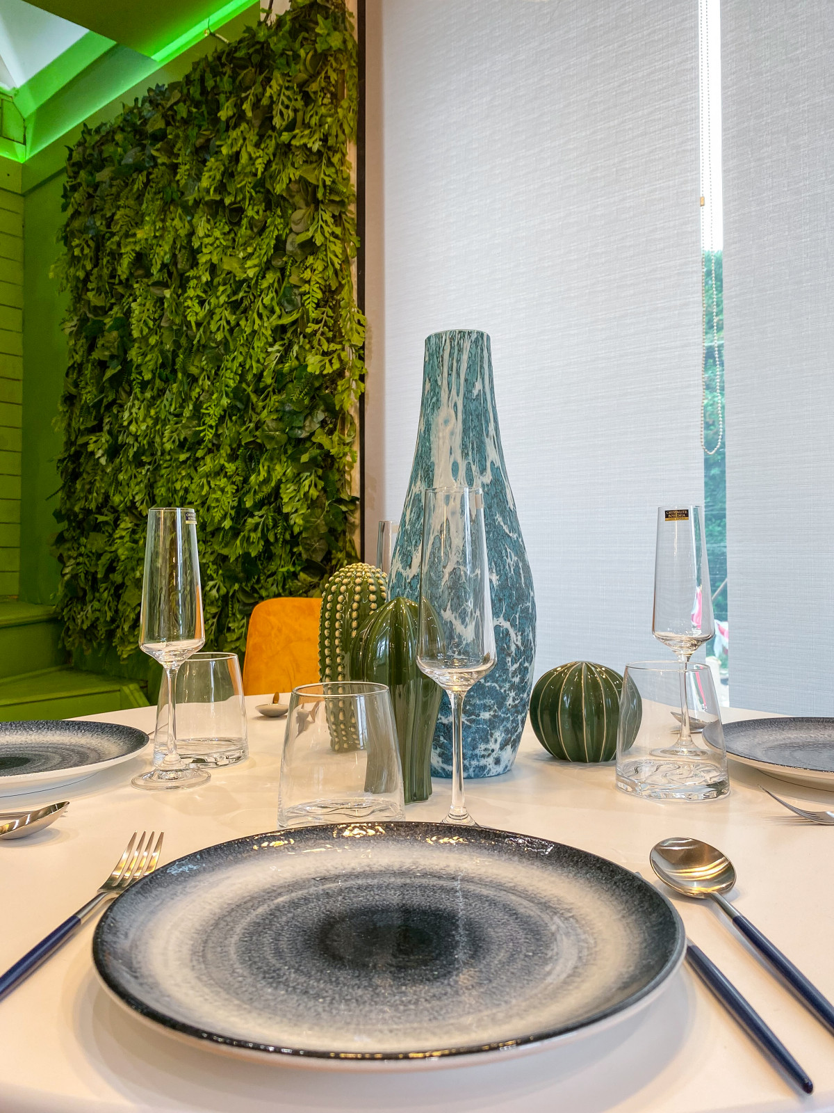 Битва дизайнеров с Konigin Fennel 60 WH