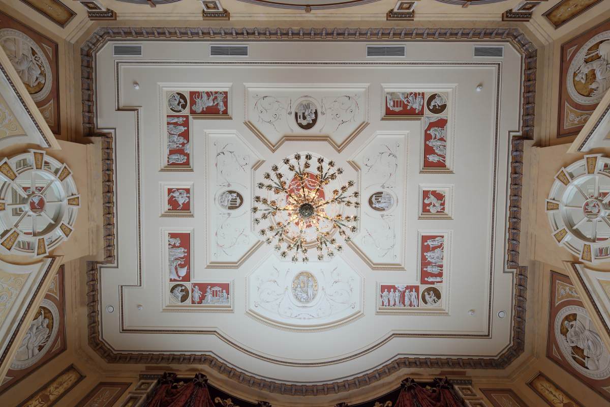 Загородная усадьба