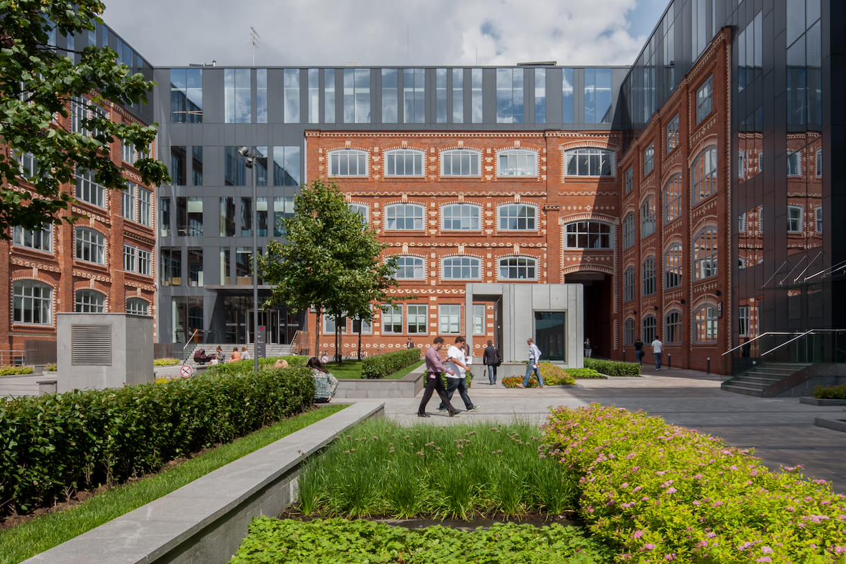 Обложка проекта: Bolshevik Factory / John McAslan + Partners