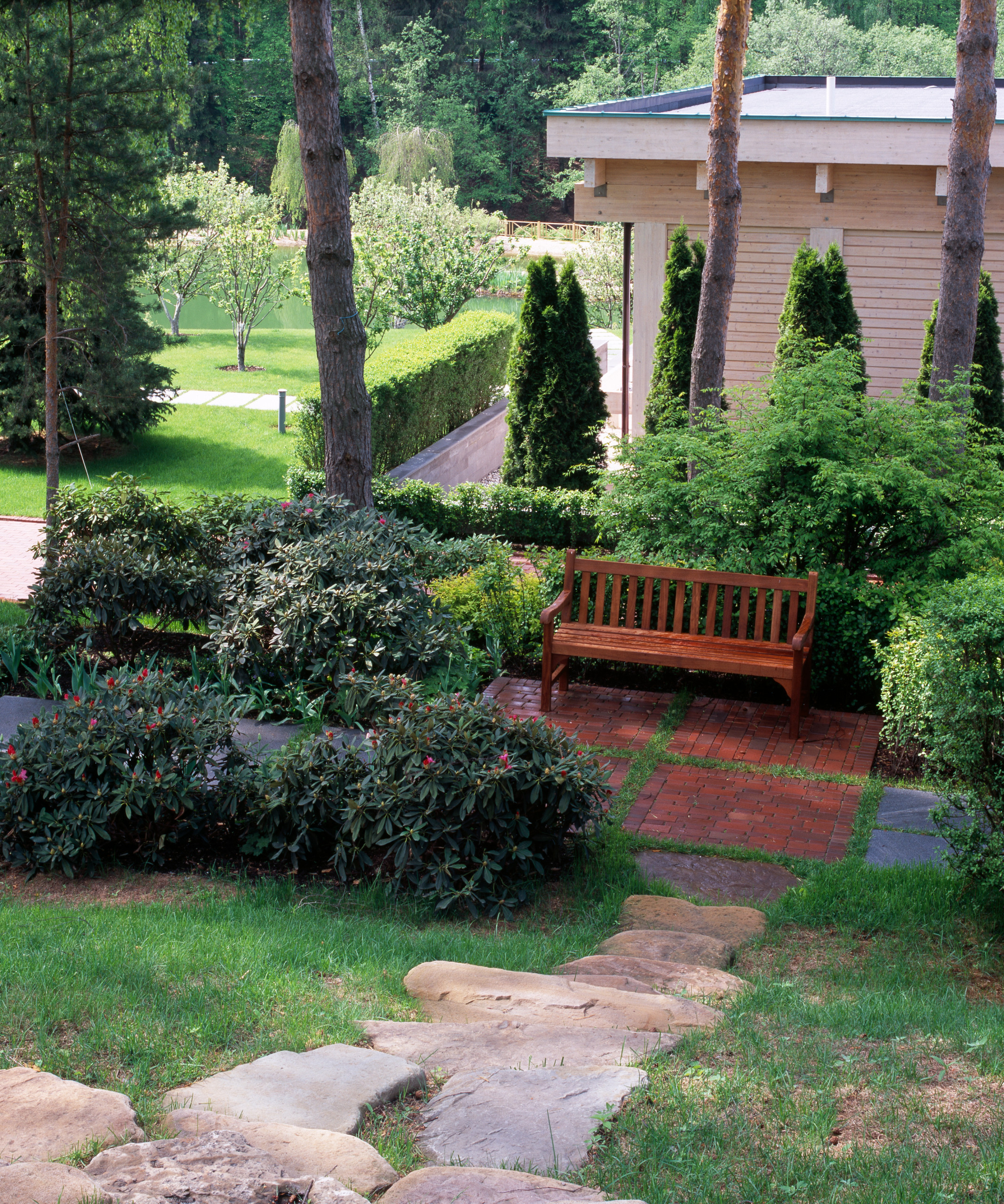 Семеро по лавкам: Садовые скамейки и все, что нужно о них знать