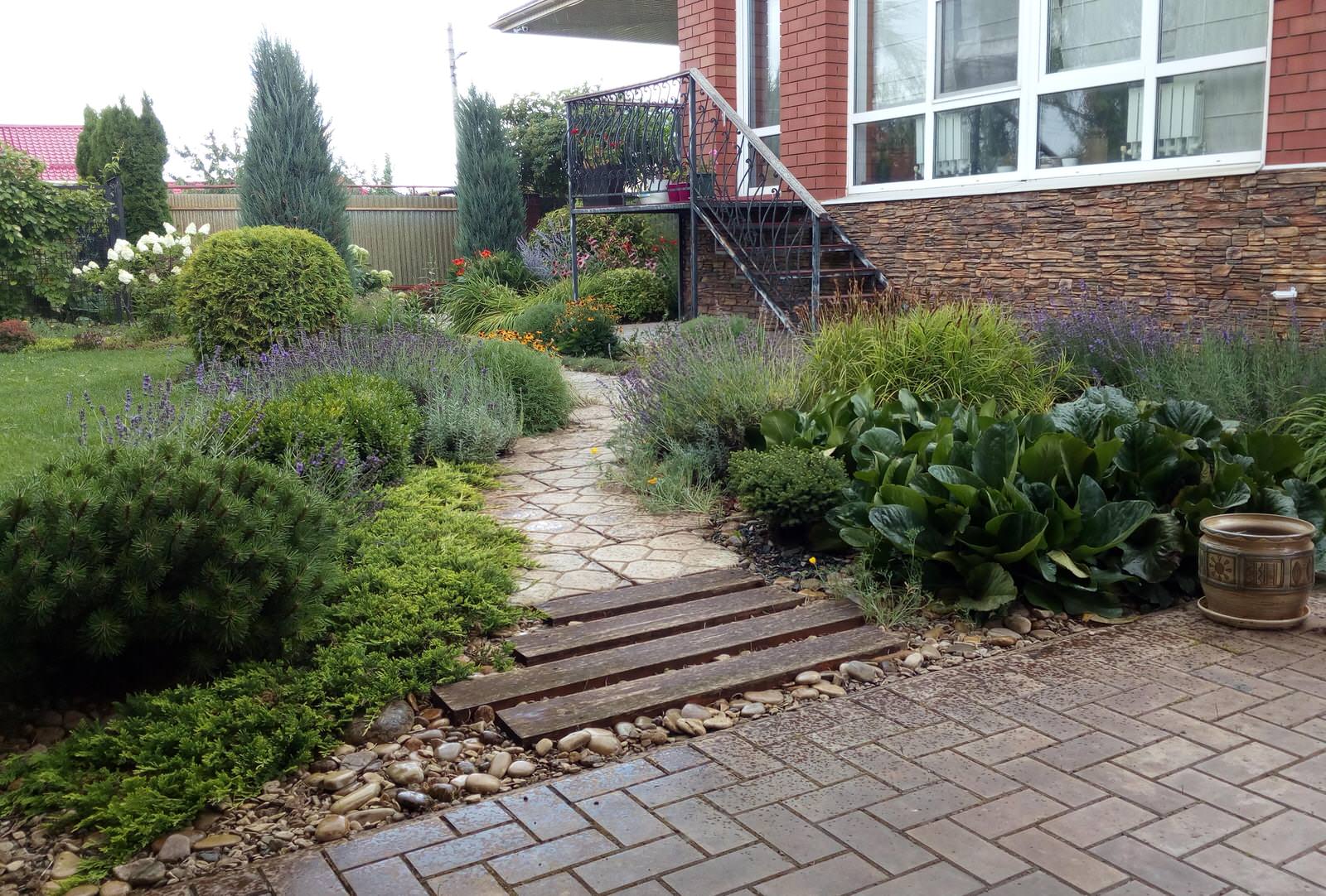 Маленький внутренний дворик