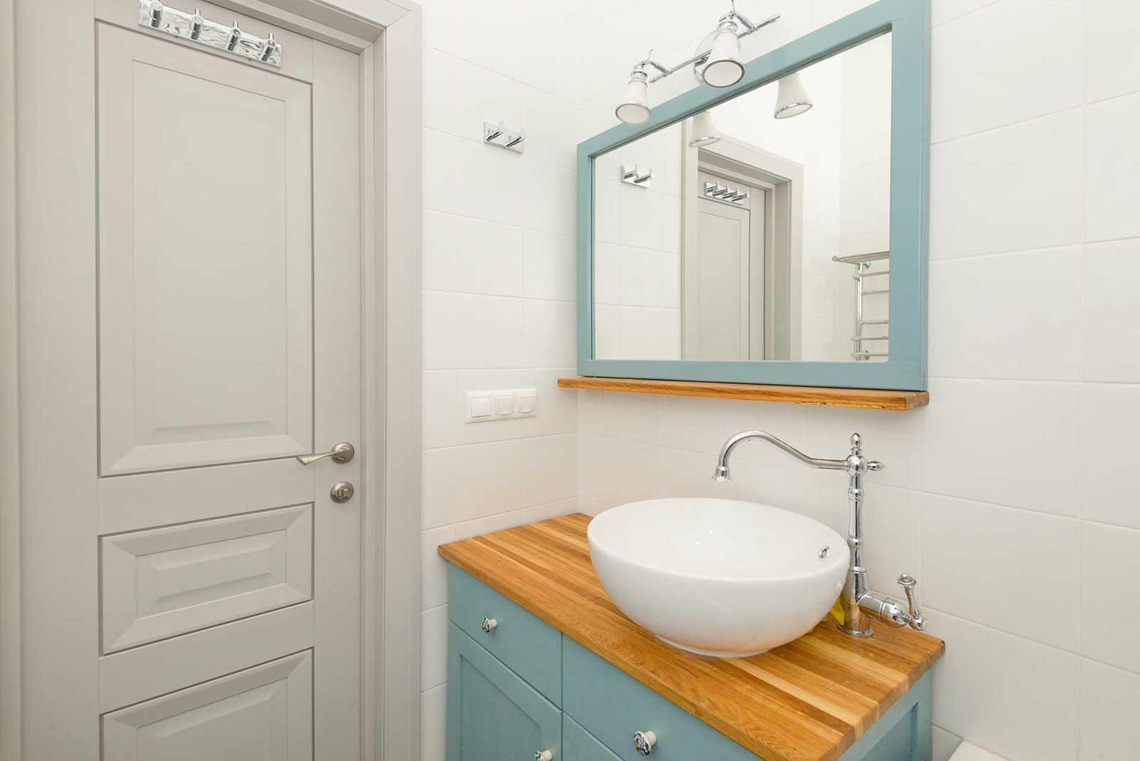 Капитальный ремонт в старинном многоквартирном доме.