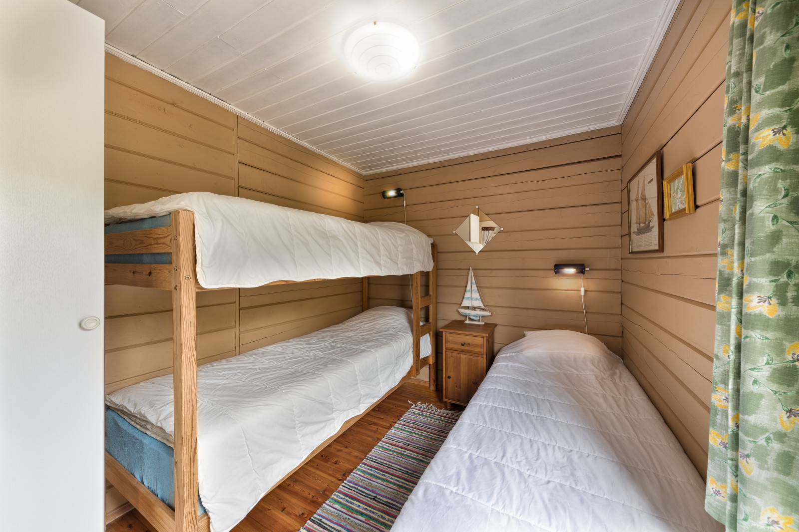 Обложка проекта: Herrö Stugor