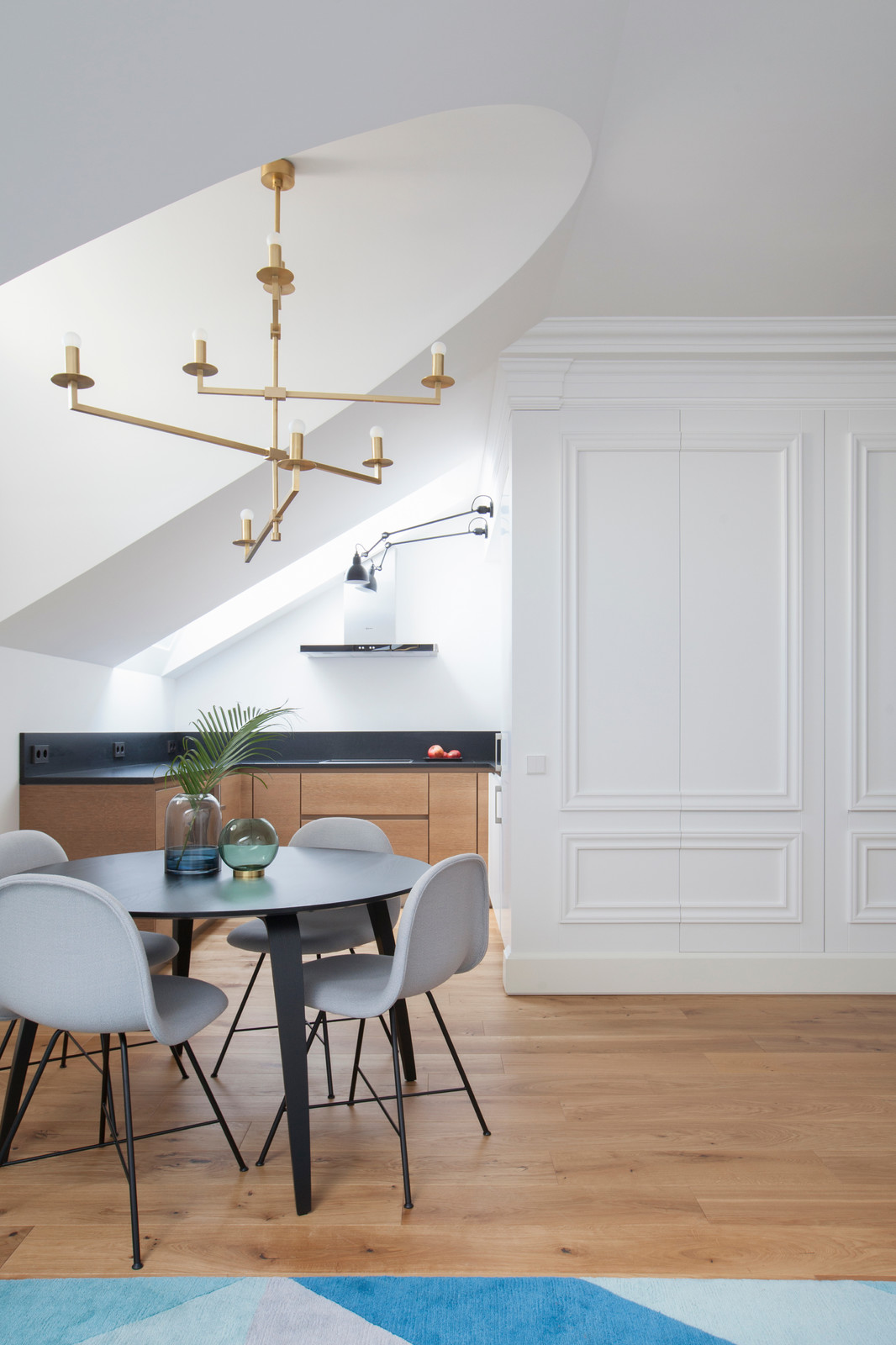 Обложка альбома: Лаконичный стиль