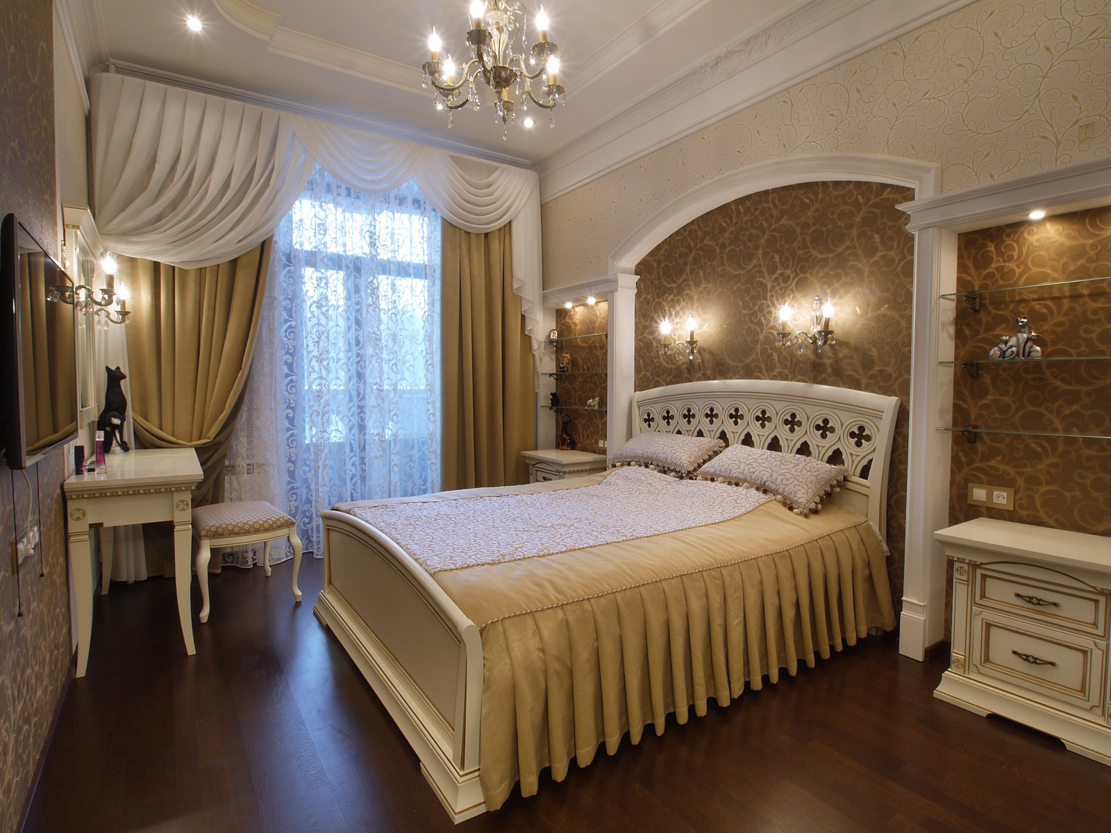 Классика в сталинском доме на Московском проспекте