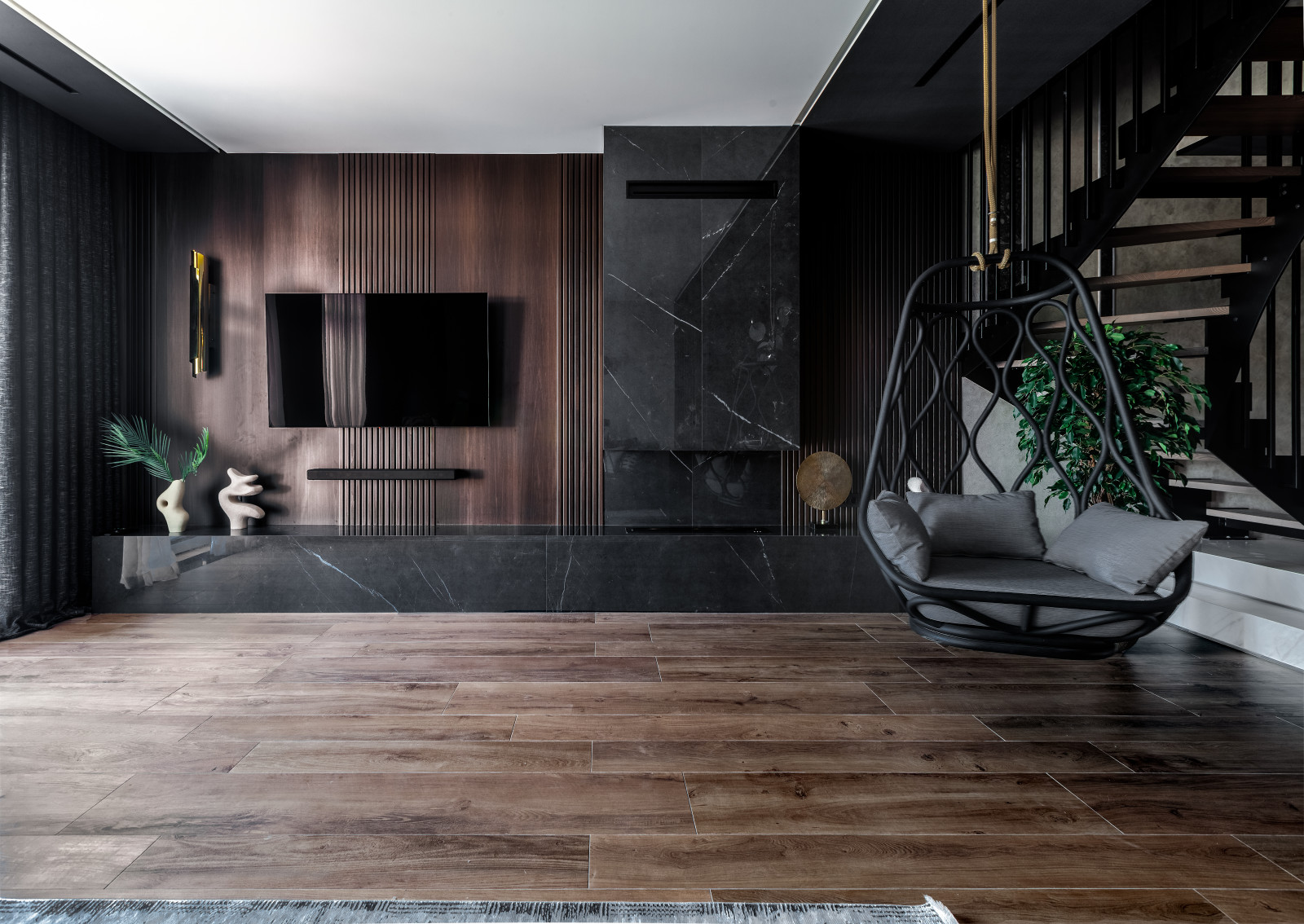 На берегу большой реки