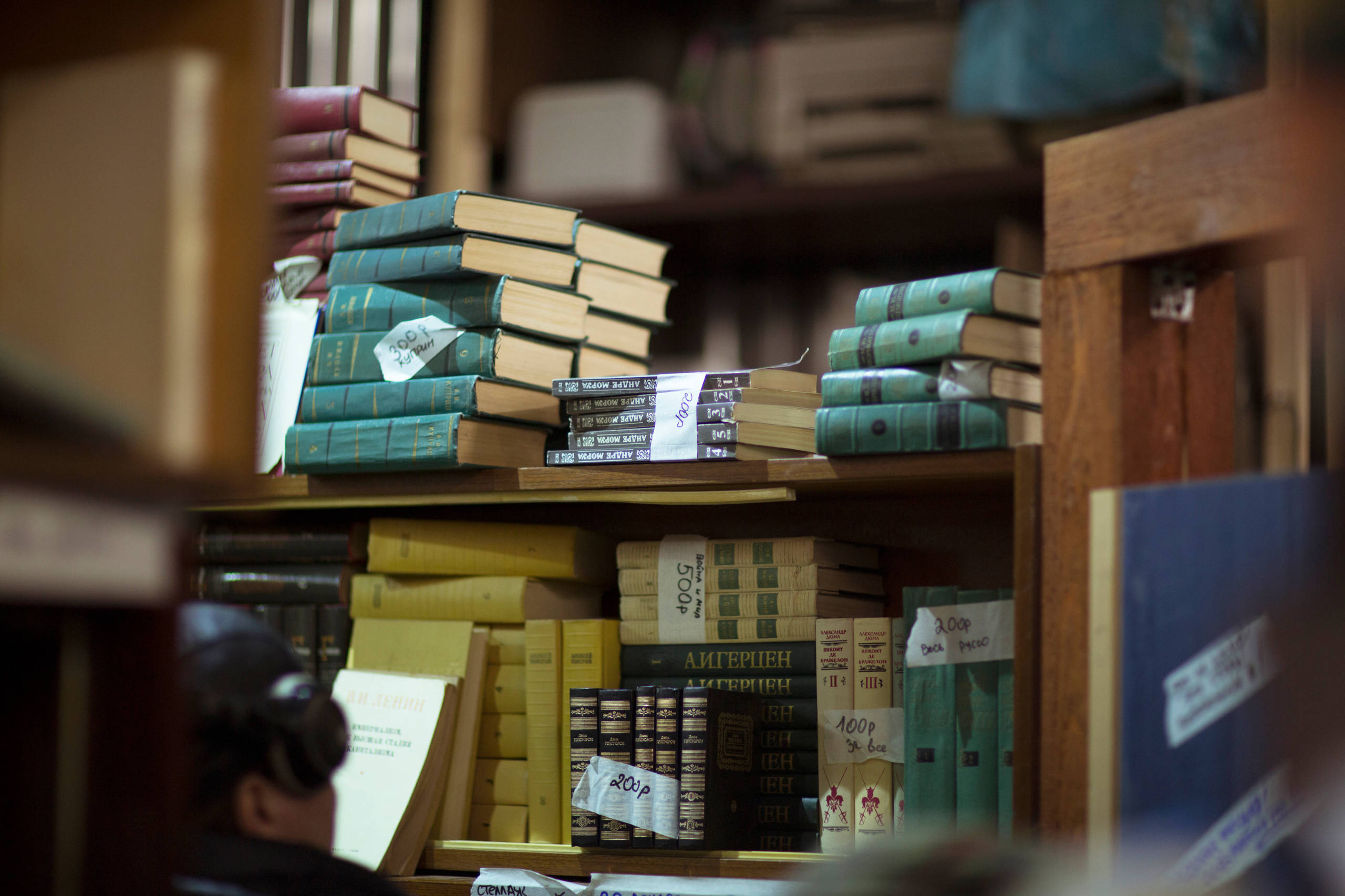 Ответственная уборка: Как разобрать шкафы и куда отдать ненужные вещи