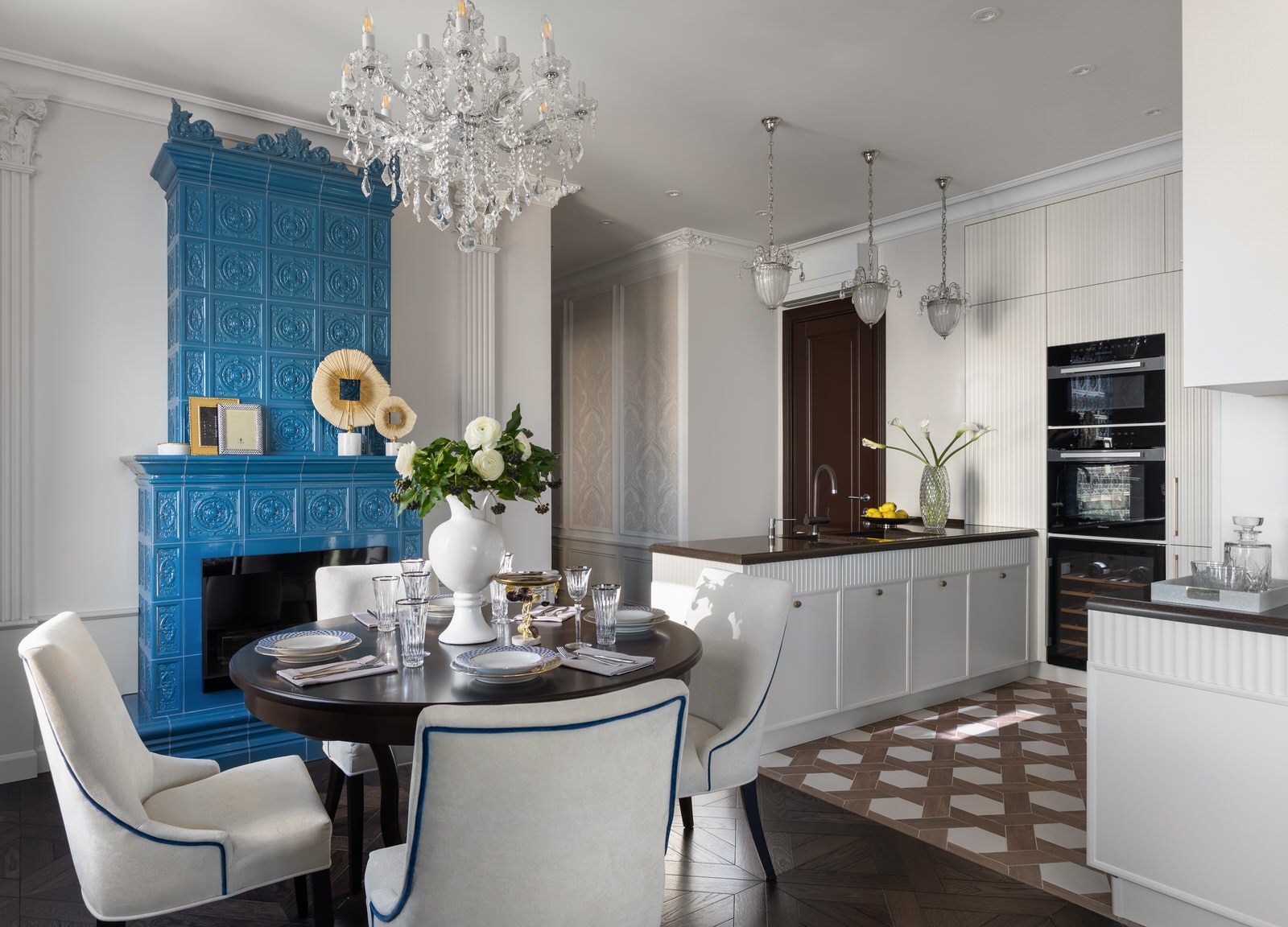 Поднебесный синий