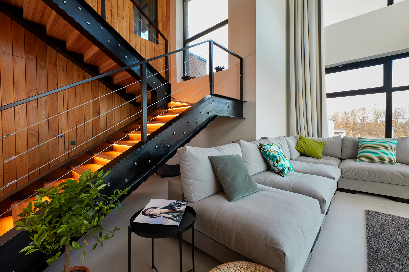 Интерьер дома в современном стиле