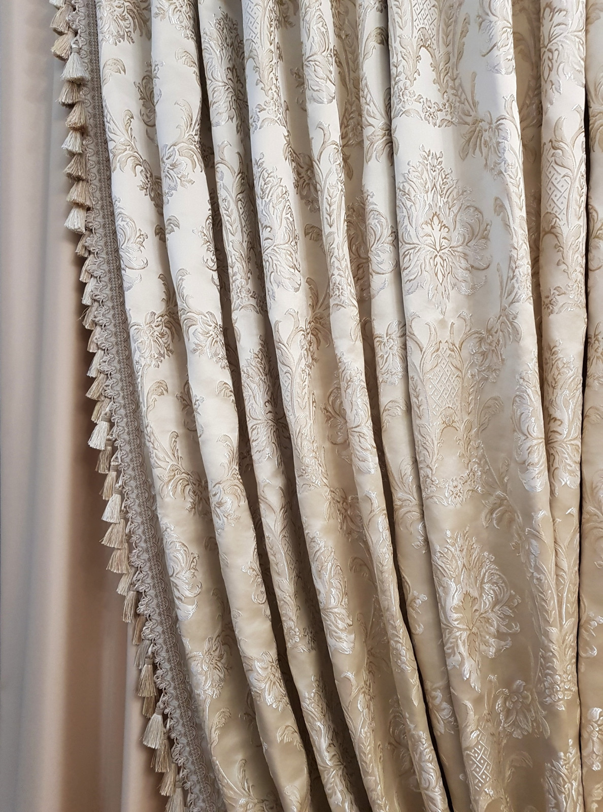 Обложка проекта: Коттедж в с интерьером в классическом стиле.