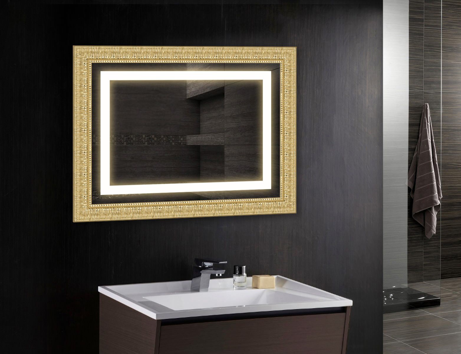 Зеркала с подсветкой в раме