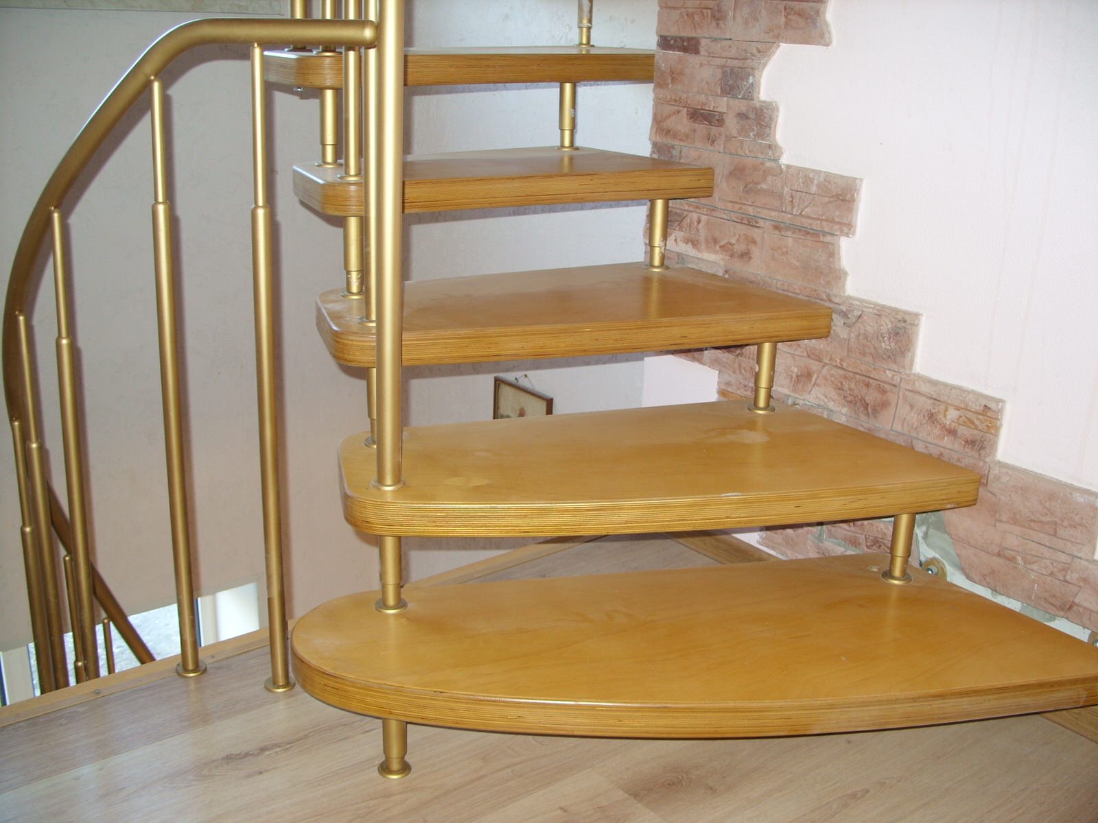 лестница больцевая из фанеры