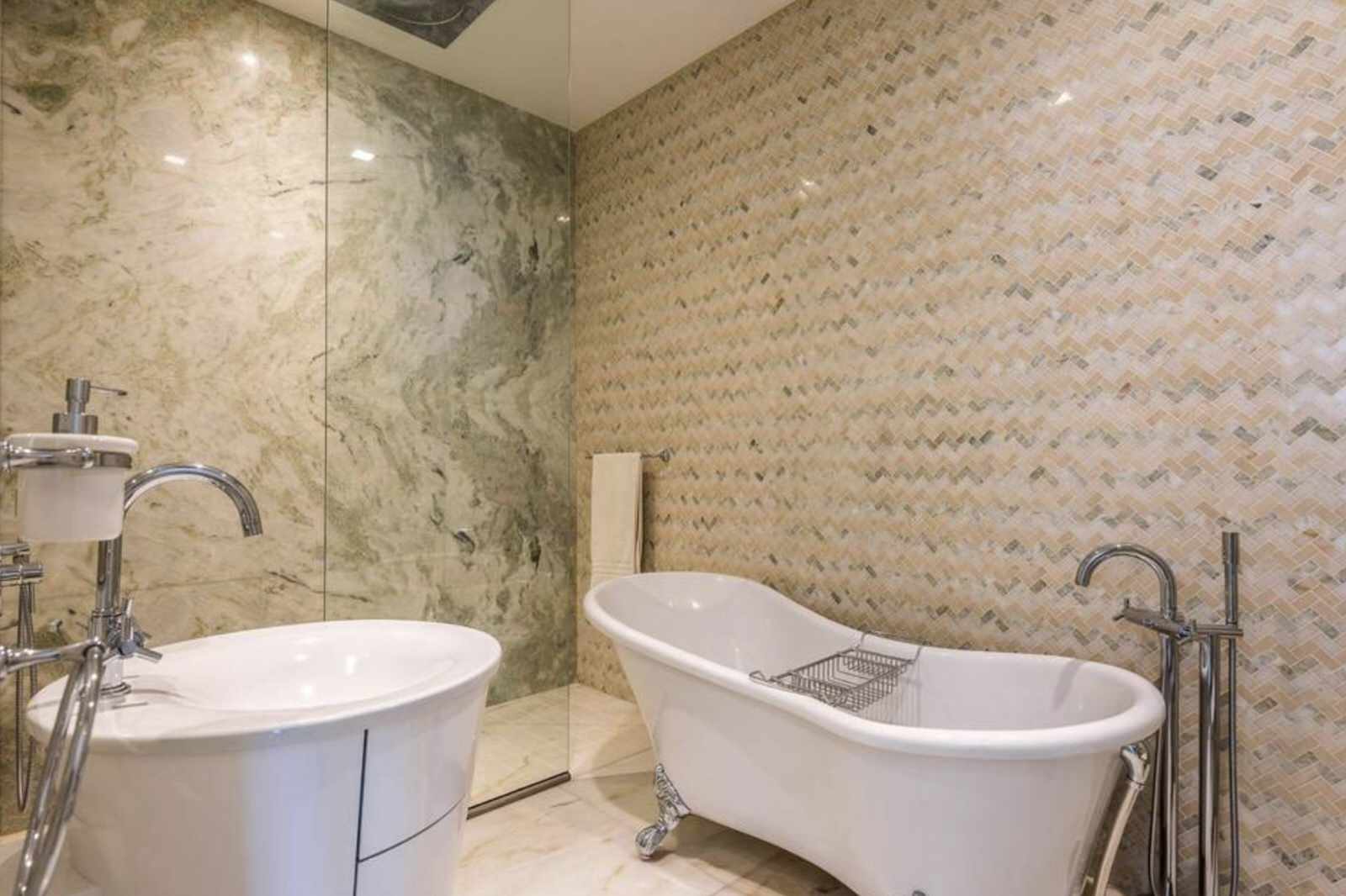 Пентхаус с панорамными окнами