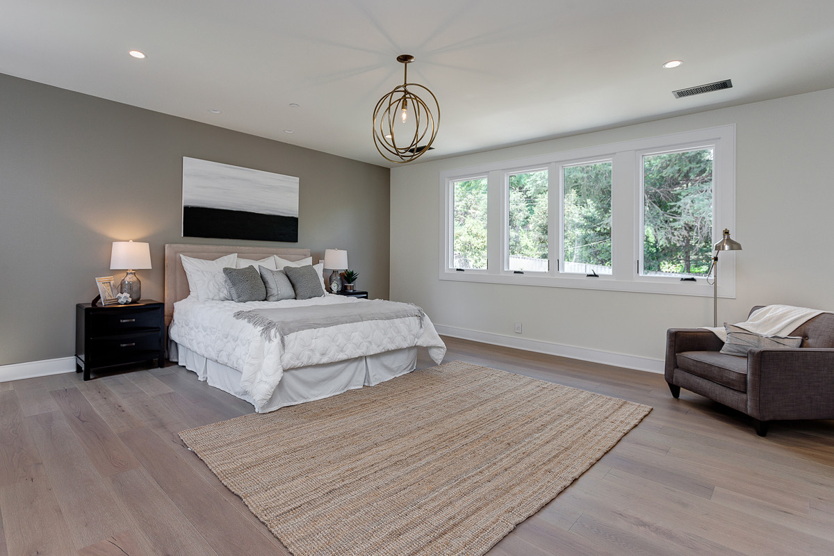 Дом в стиле Кейпкод в Ла Канада