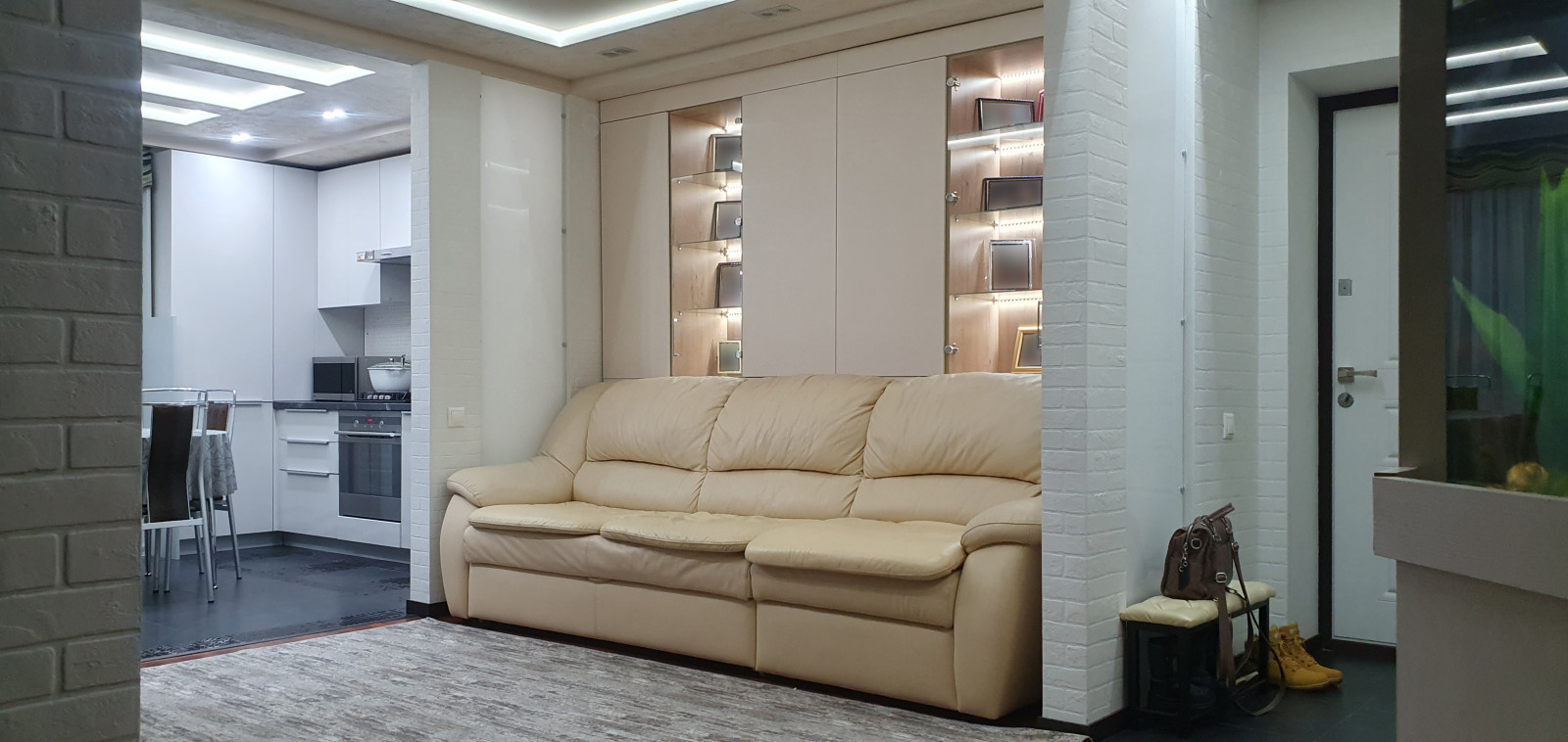 Из красного подвала в воздушный минимализм