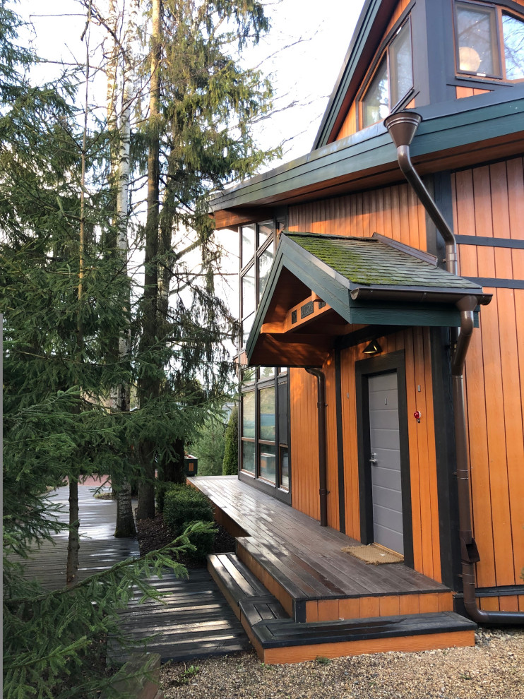 Дача в Подмосковье Pine's Color