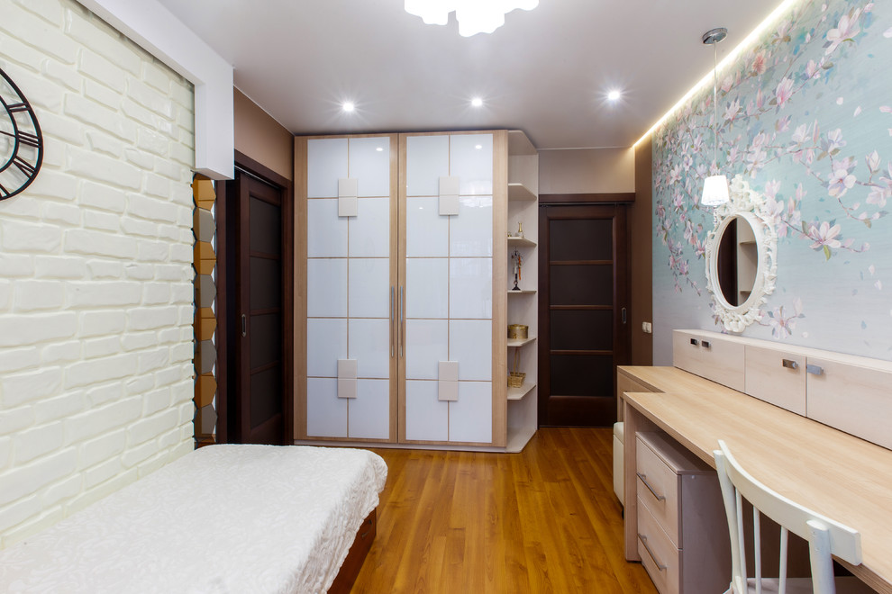 Бирюзовая спальня для молодой девушки.