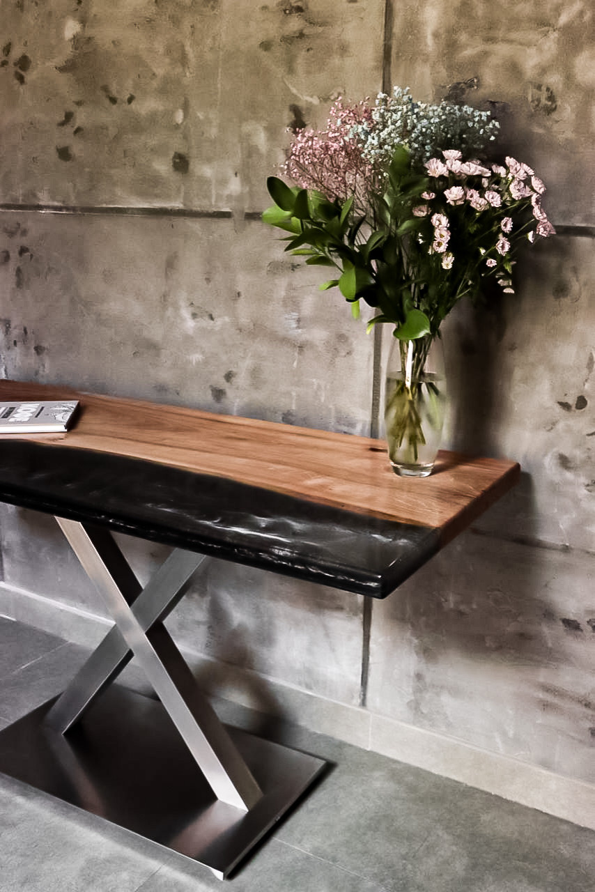 Стол-река из слэба