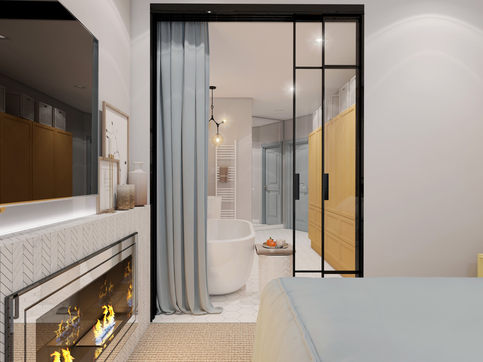 На берегу моря